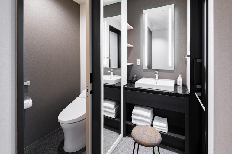 Bathroom 4