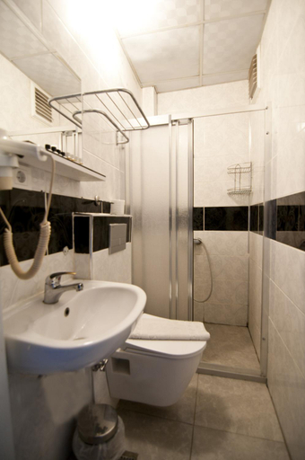 Bathroom, Golden Horn Life Hotel- FULL BOARD, Fatih