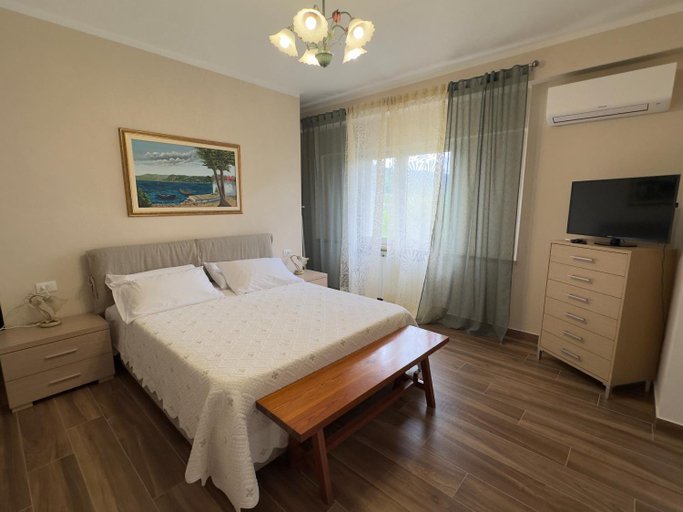 Bedroom 2, I Due Ulivi, La Spezia