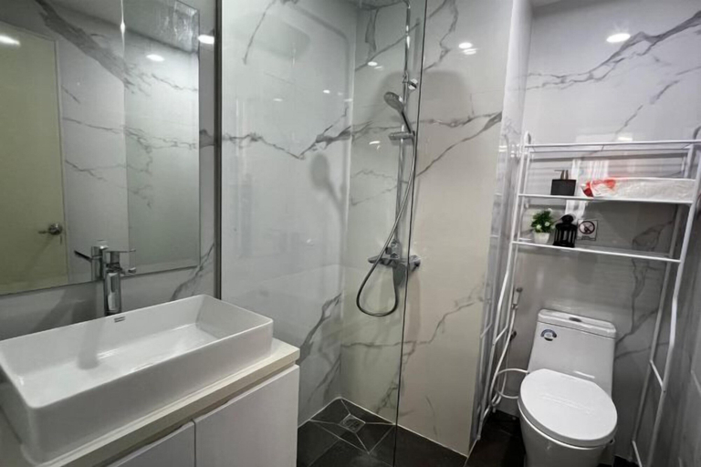 Bathroom 9