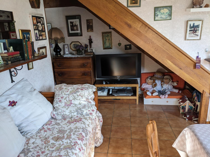 Others 3, Les Chaises, Yvelines