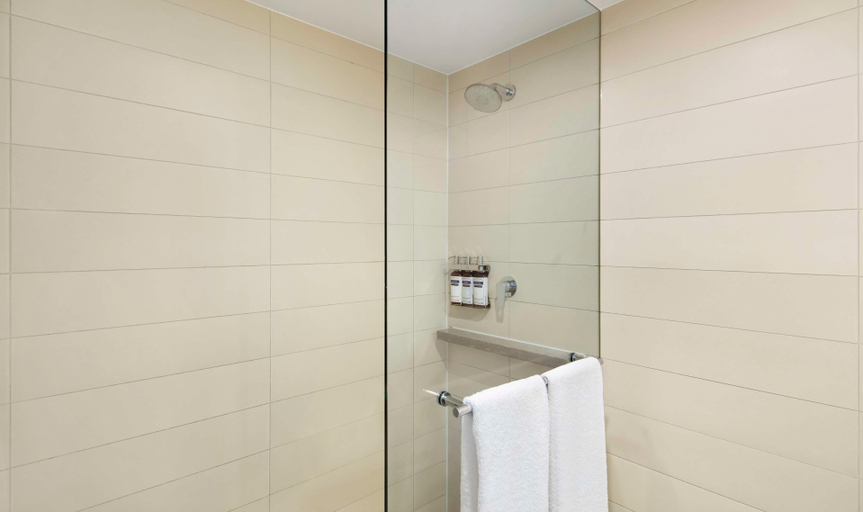 Bathroom 4