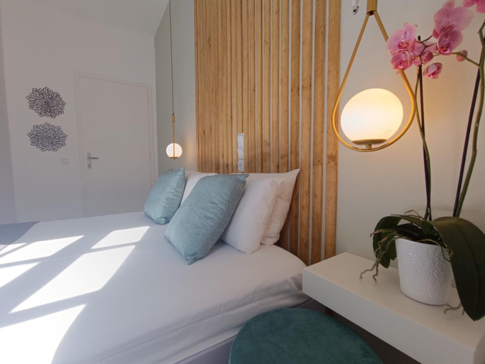 Others 5, Philippos Apartments, Ionian Islands