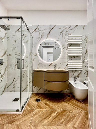 Bathroom 5, B & B Ideal Suite 41, Salerno