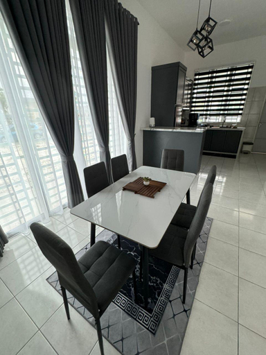 Others 5, Acik Homestay, Pokok Sena