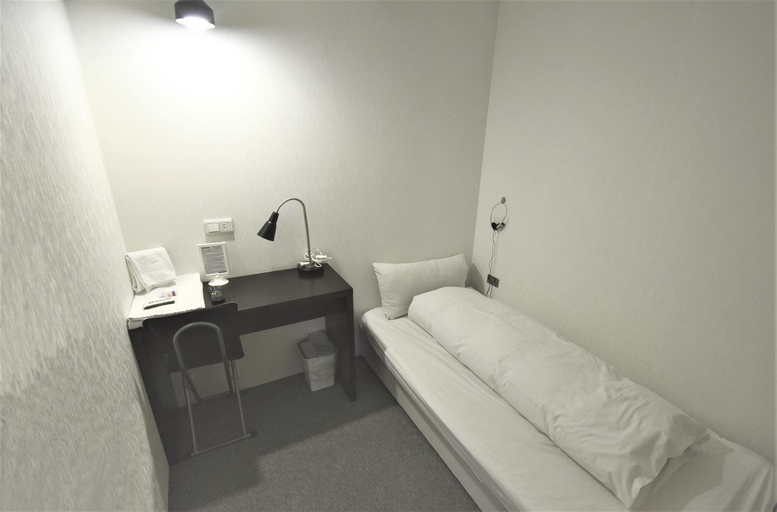 Bedroom 9