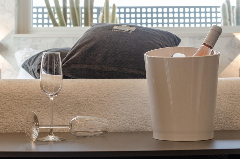 Food & Drinks 5, Le Terrazze Luxury Suites - Bari Perfect Stay, Bari