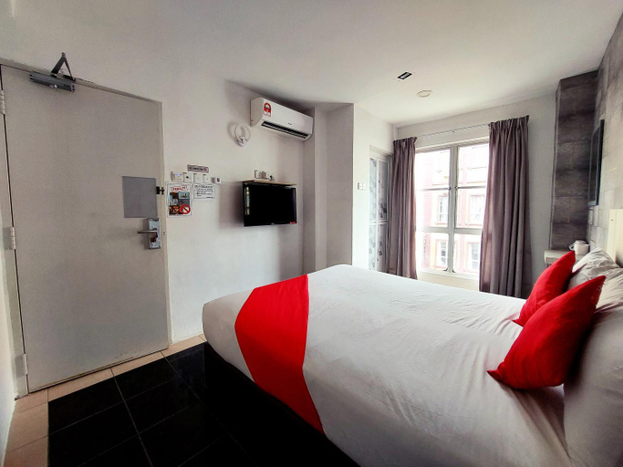 Bedroom 18
