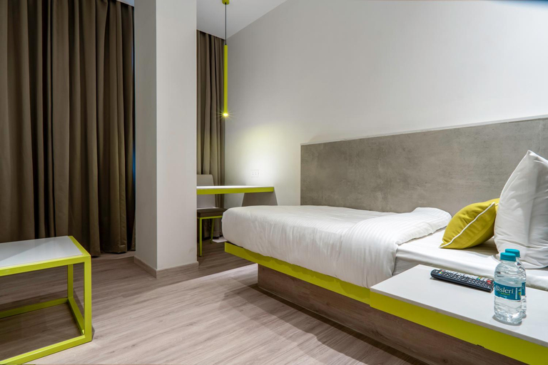 Bedroom 27