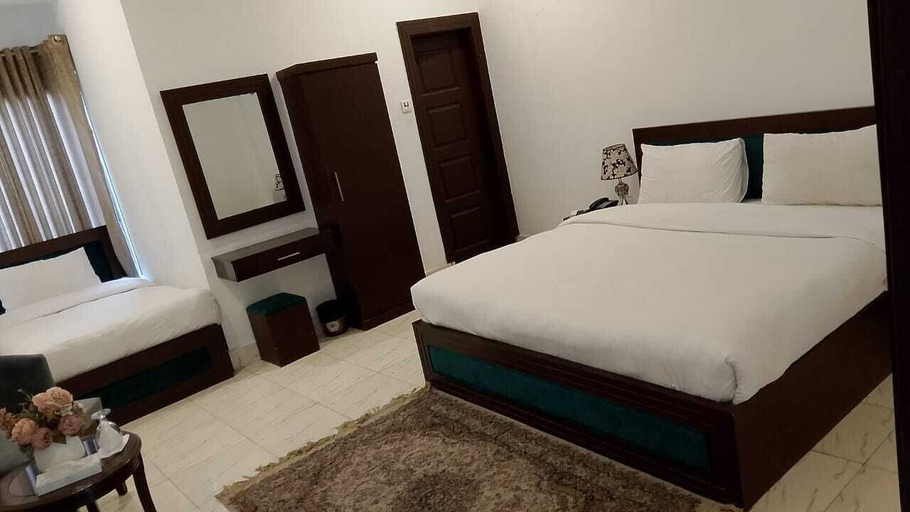 Bedroom 2, Ali Country Club and Resort, Malakand