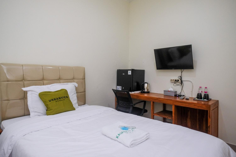 Bedroom 14