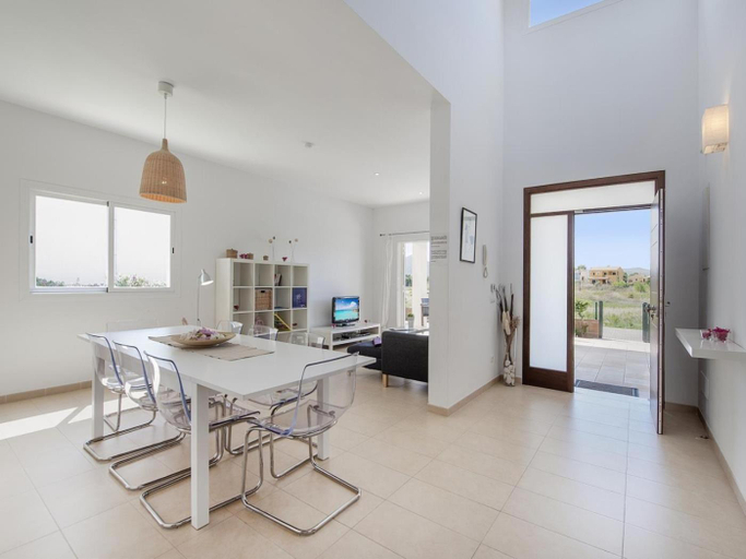 Facilities 4, Villa marisa ii, Baleares