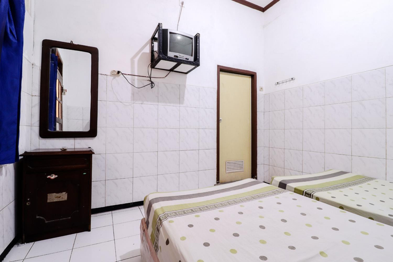 Bedroom 12