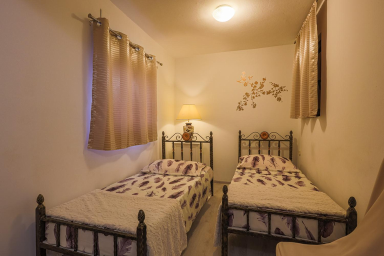 Others 2, Holliday Home Lopac, Pula