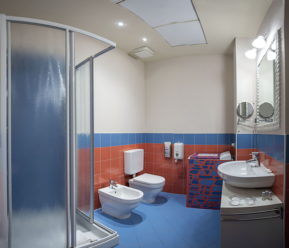 Bathroom 2