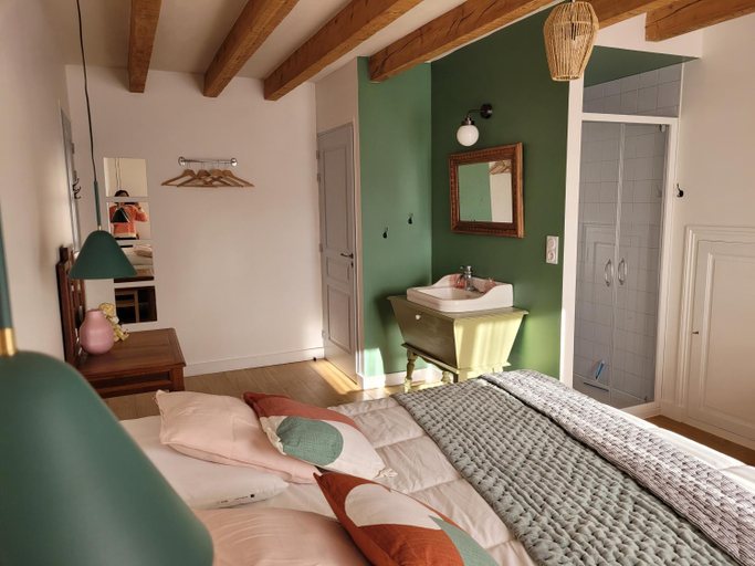 Bedroom 2, Bulle de campagne a Saint Benoit la Foret, Indre-et-Loire