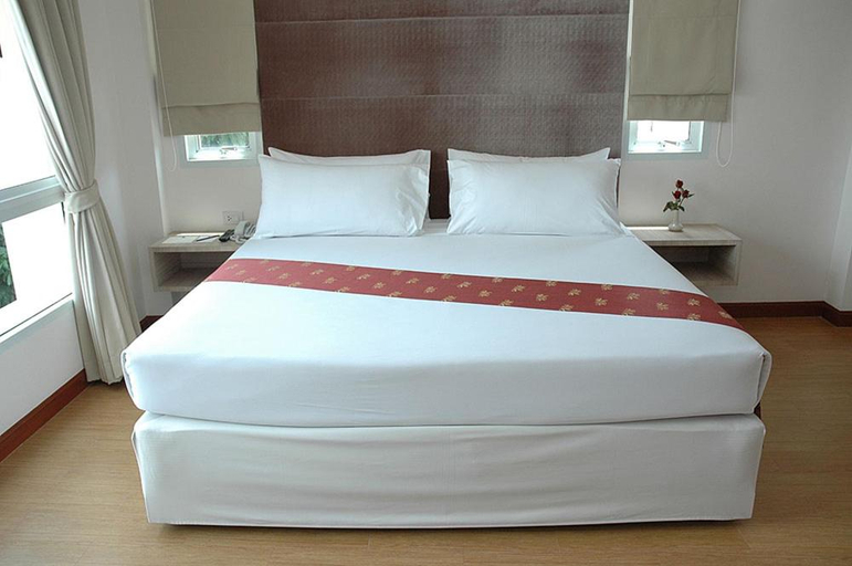 Bedroom 9