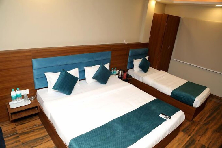 Bedroom 2, JMC HOTEL STAR INN, Indore