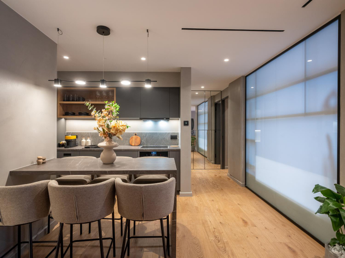 Food & Drinks 3, Space Row Design Living, Crete