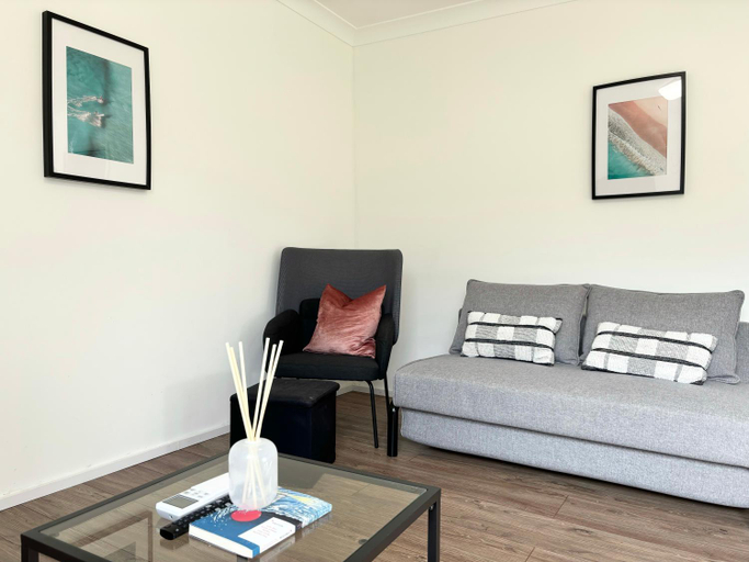 Others 4, Bowerbird Cottage, Shoalhaven - Pt A