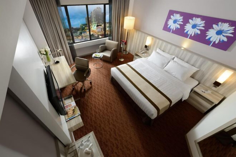 Bedroom 25