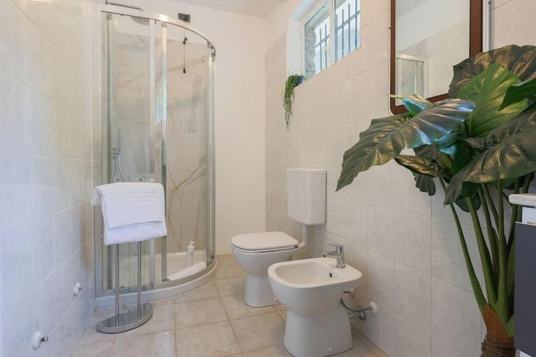 Bathroom 3, Montorfano Garden & Lake View, Como