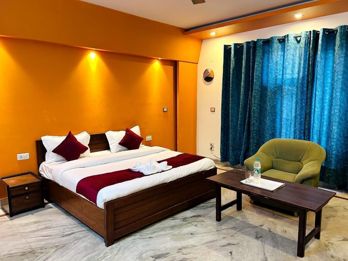 Bedroom 2, GoBravo 842 Rejoice Hotel Gurgaon, Gurgaon
