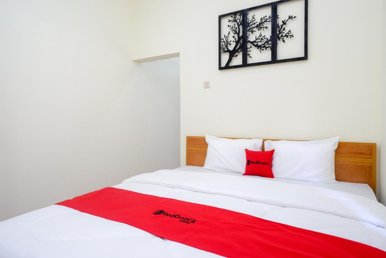 Bedroom 30