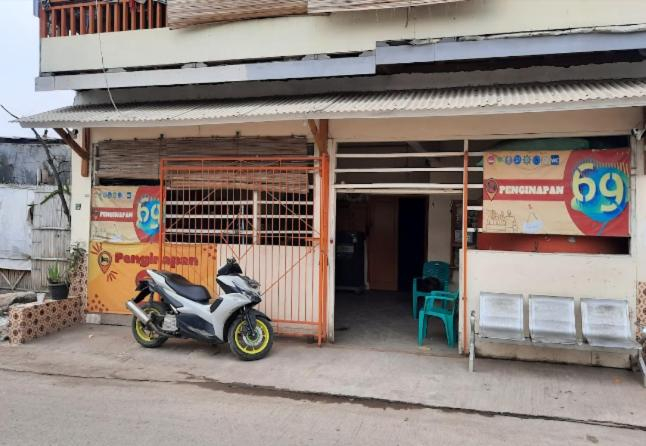 Others 1, Penginapan 69 Dadap, Tangerang