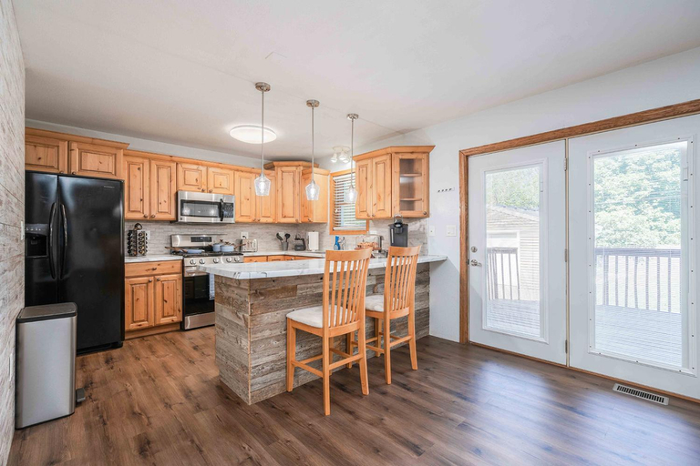 Kitchen 4, Grand Palace, Minnehaha
