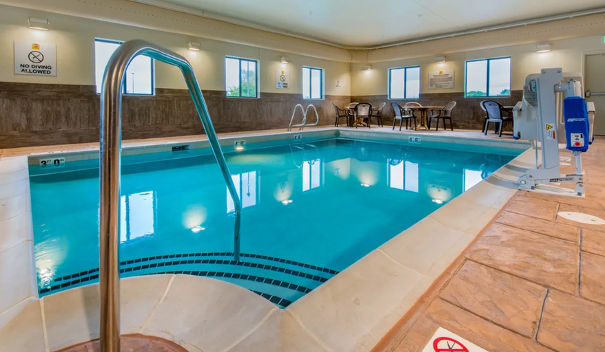 Sport & Beauty 5, My Place Hotel-Council Bluffs/Omaha East, IA, Pottawattamie