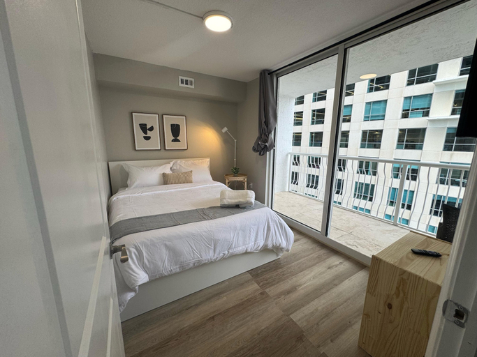 Bedroom 3, Chic Condo in Brickell Pool & Gym, Miami-Dade