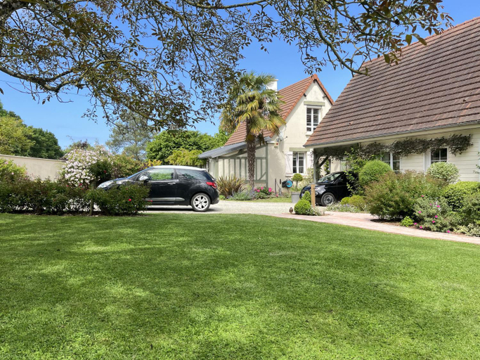 Exterior & Views 4, La Chambre du Cottage B&B, Calvados