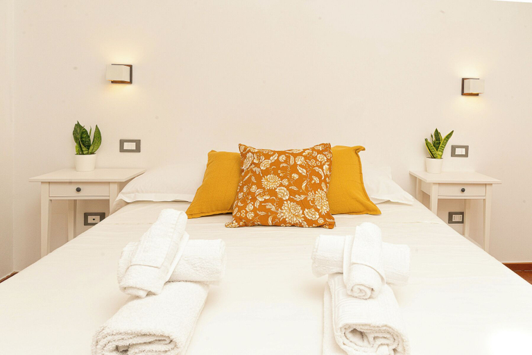 Bedroom 5, LA ROCCA RELAIS, Pistoia