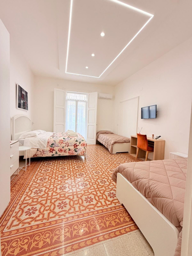 Bedroom 3, B & B Ideal Suite 41, Salerno