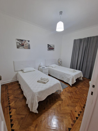 Others 5, Boa Noite Casa de Hospedes, Lisbon
