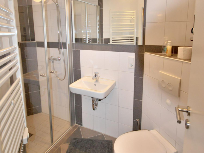 Bathroom 3, Hotel Belle Etage, Düsseldorf