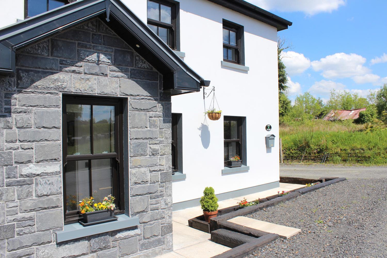 Others 4, Coom Cottage