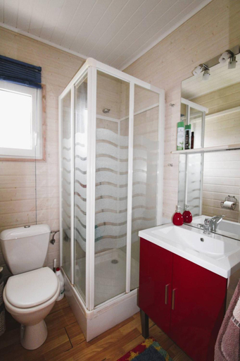 Bathroom, GASMIM29 - Golfe de St-Tropez, chalet climatise dans domaine arbore, Var