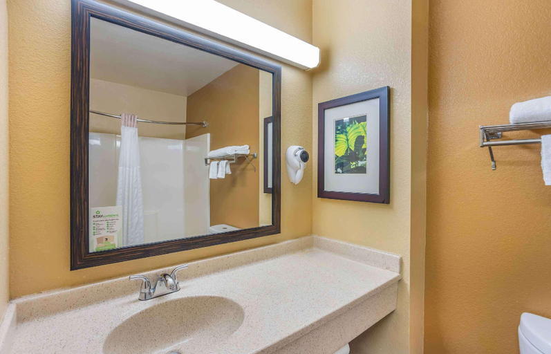 Bathroom 6