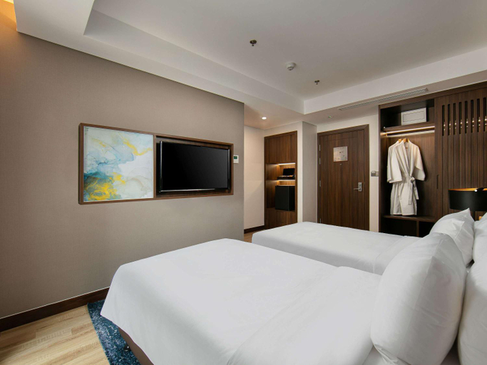 Bedroom 13