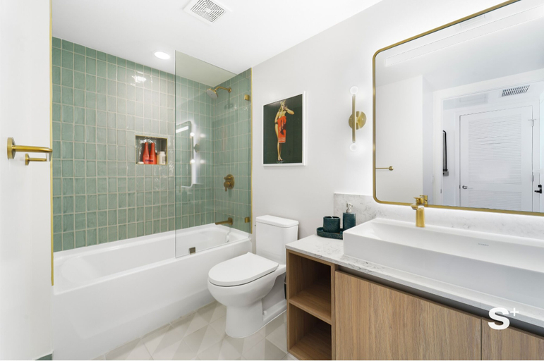 Bathroom, Miami Luxury Studio With City View, Miami-Dade