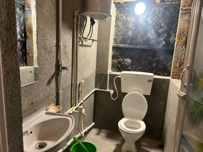 Bathroom 3, Tapama Resort Bakkhali, South 24 Parganas