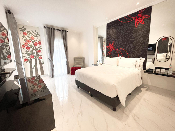 Bedroom 12