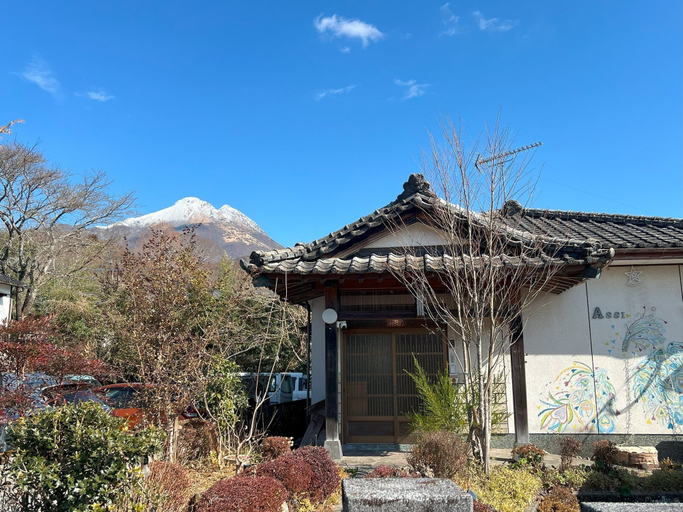 Assi House, Yufu