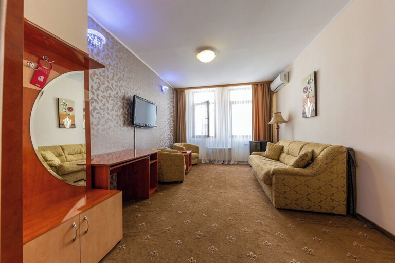 Others 5, Hotel Amphitryon Premium, Municipiul Bucuresti