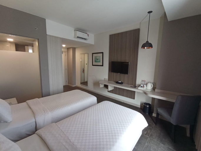 Bedroom 6