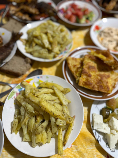 Food & Drinks 5, Nia's Farm, Librazhdit
