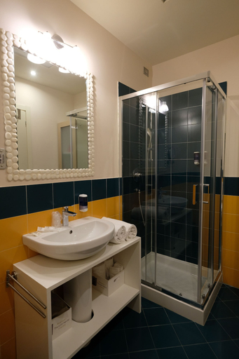 Bathroom 5