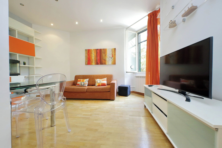 Others 5, Cozy flat neat the Univesity, Rome